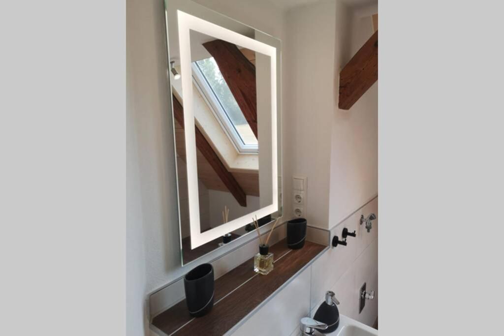 Ruhig Gelegene, Top Moderne Ferienwohnung - Hot Tub Und Sauna Gegen Aufpreis Neuhaus an Der Eger Luaran gambar