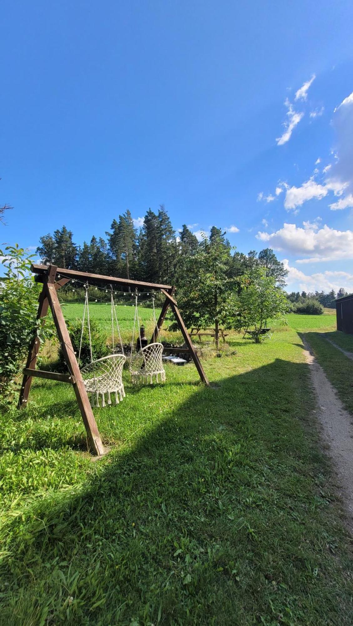 Ruhig Gelegene, Top Moderne Ferienwohnung - Hot Tub Und Sauna Gegen Aufpreis Neuhaus an Der Eger Luaran gambar