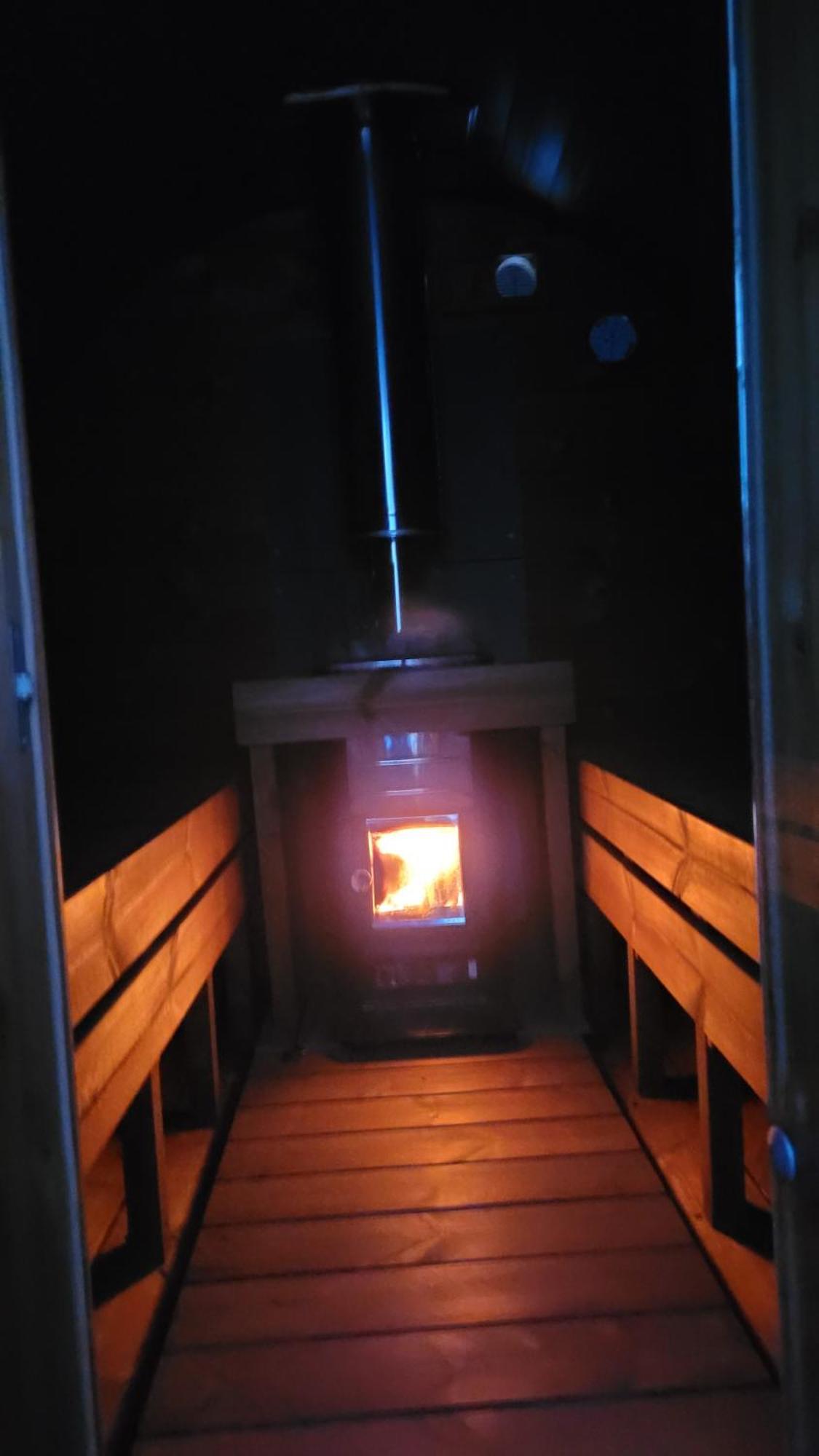 Ruhig Gelegene, Top Moderne Ferienwohnung - Hot Tub Und Sauna Gegen Aufpreis Neuhaus an Der Eger Luaran gambar
